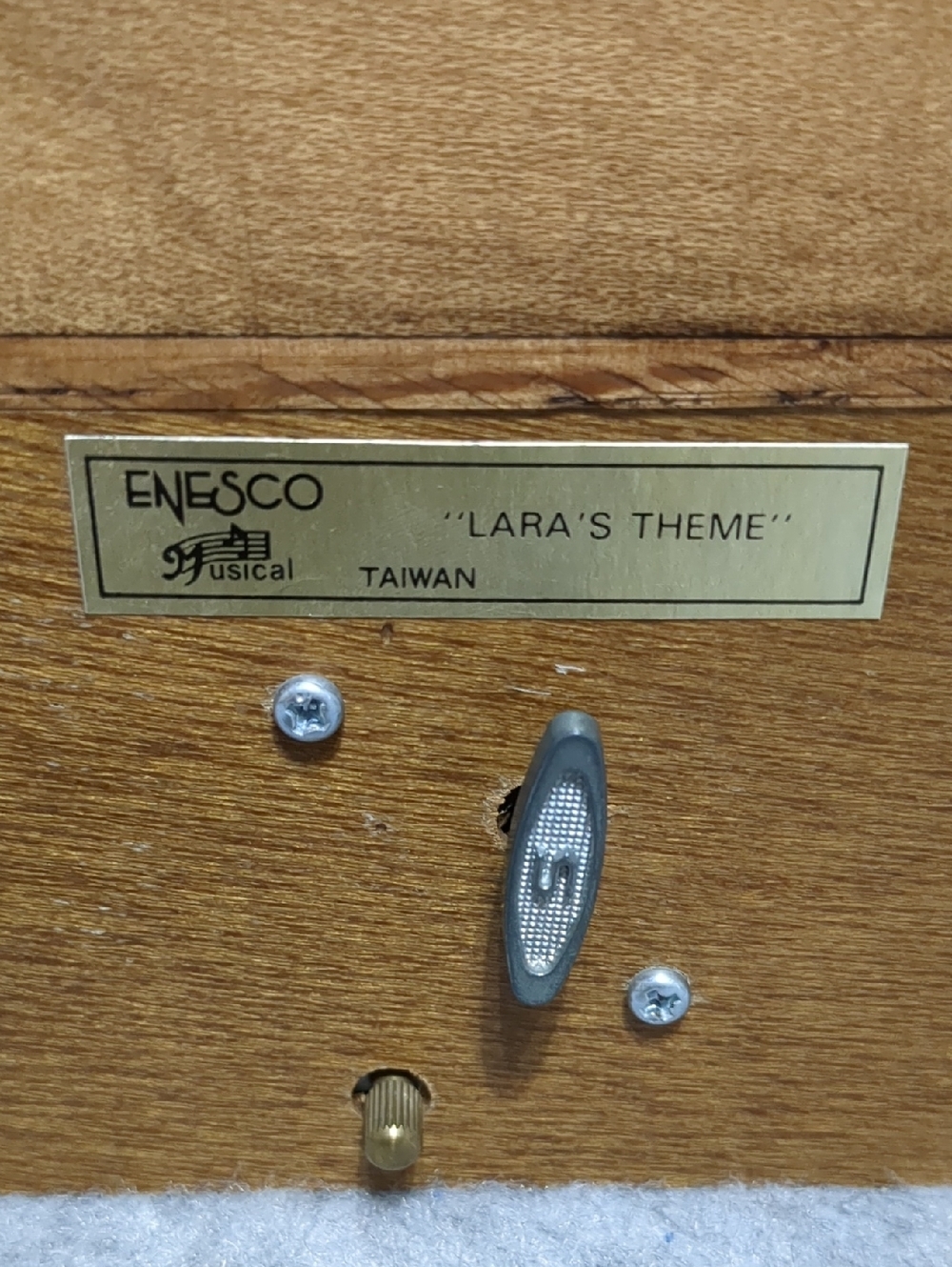 Wooden Cabinet with China Ceramic Miniature Musical ENESCO Dollhouse Furniture - Picture 7 of 10